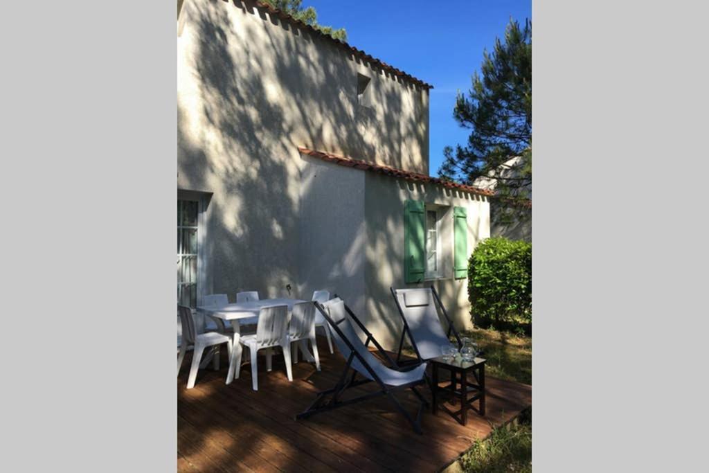 Villa L'Acacias Longeville-sur-Mer Eksteriør bilde